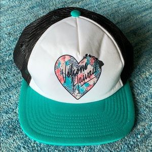 ᐯOᒪᑕOᗰ ᕼᗩT